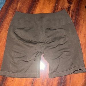 Aurola Shorts, worn once, doesn’t fit anymore